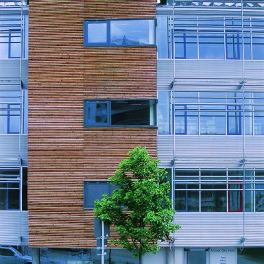 H+F Architekten Amberg email-fabrik Fassade