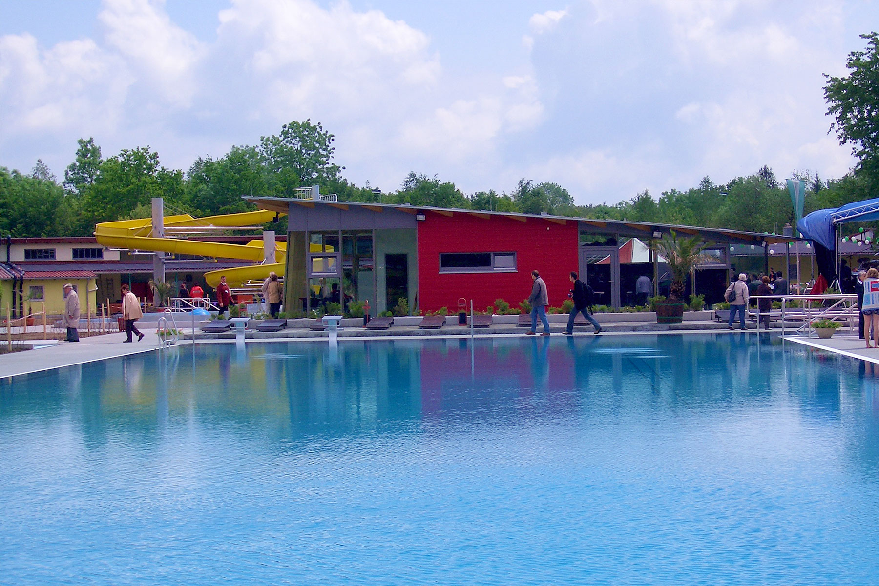 Sanierung Freibad Neugablonz durch H+F Architekten