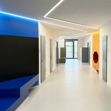 h+F Architekten Umgestaltung OGTS Ebermannsdorf Interior Beleuchtungskonzept