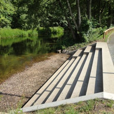 H+F Architekten Treppenanlage am Ufer der Waldnaab in Schirmitz